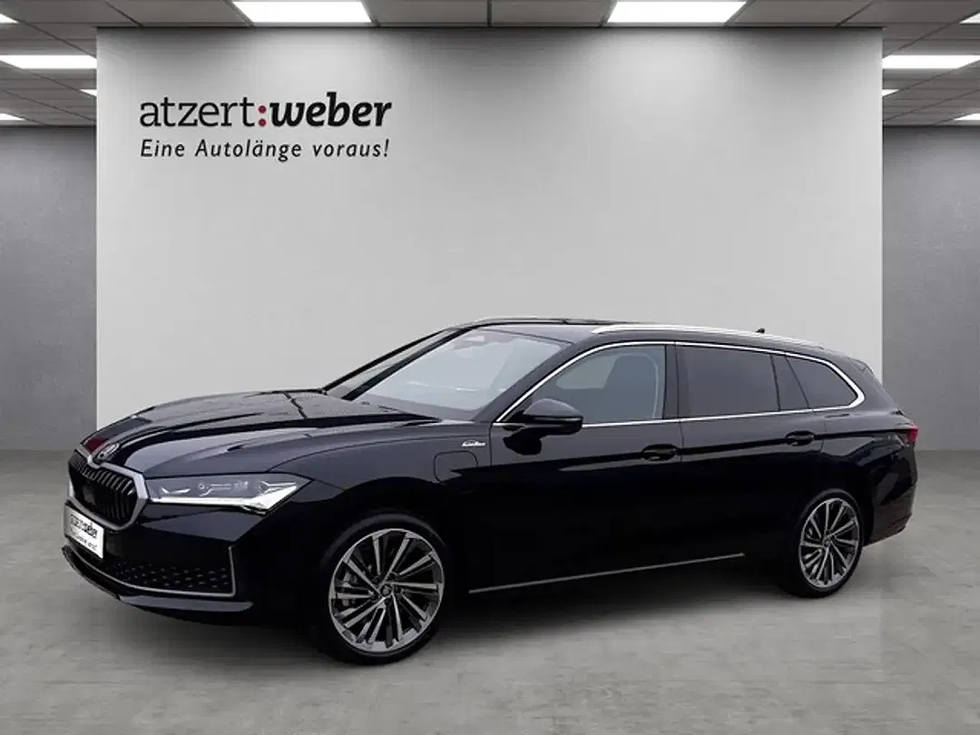 Skoda Superb - Thumbnail 1
