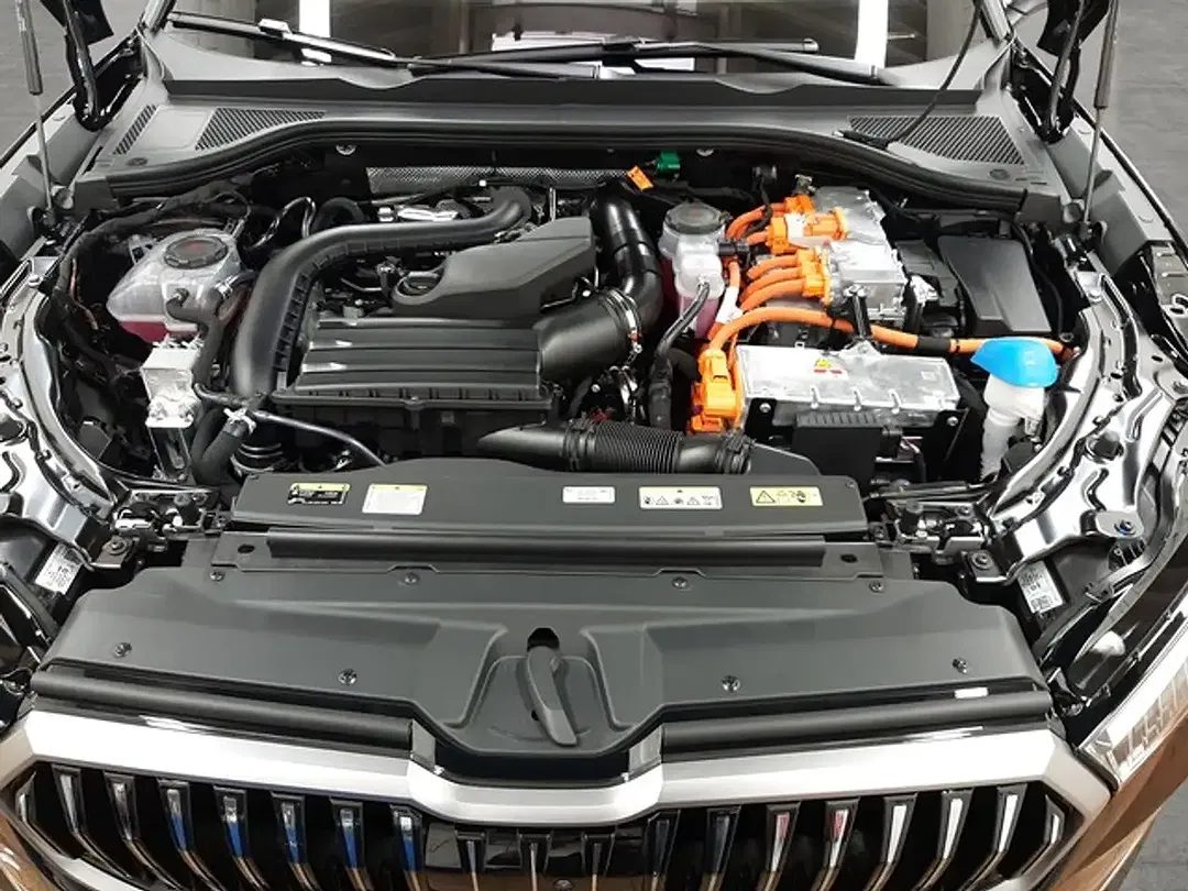 Skoda Superb - Thumbnail 15