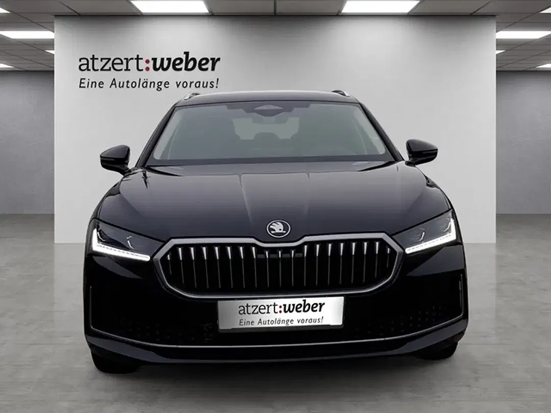 Skoda Superb - Thumbnail 3