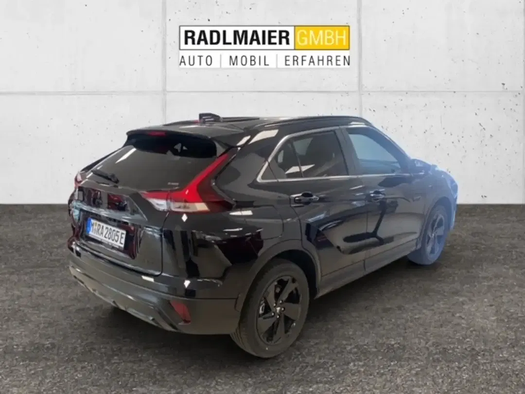 Mitsubishi Eclipse Cross - Thumbnail 4