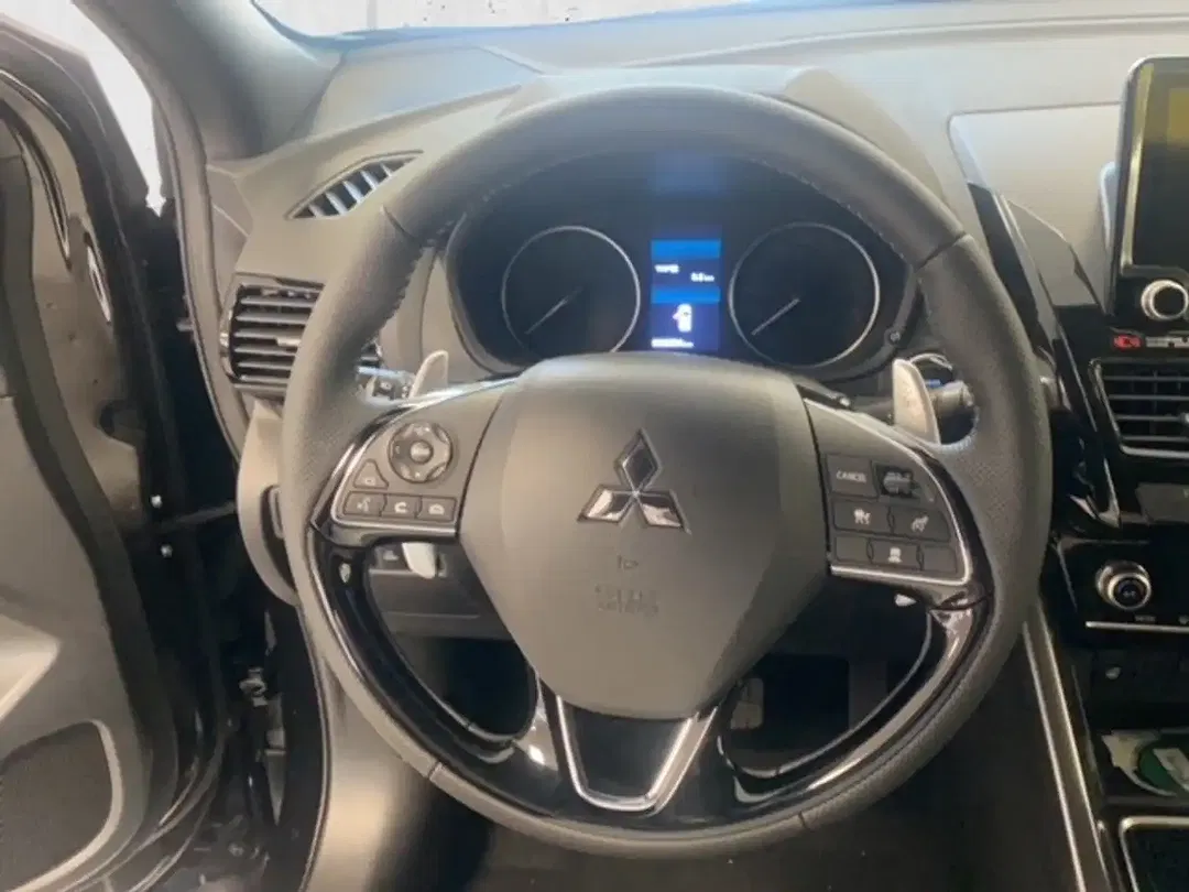 Mitsubishi Eclipse Cross - Thumbnail 8