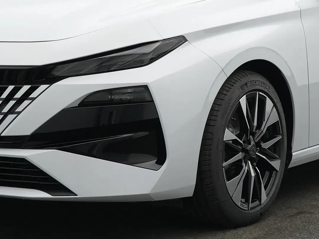 Peugeot 308 - Thumbnail 8