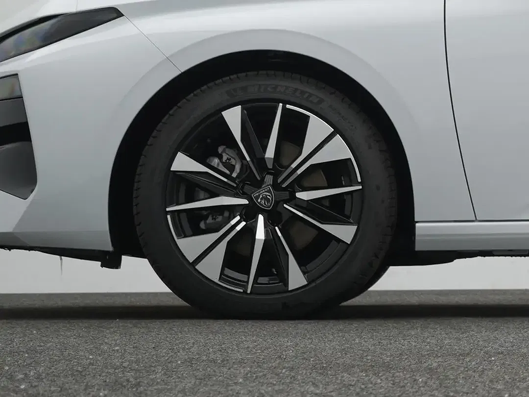 Peugeot 308 - Thumbnail 7