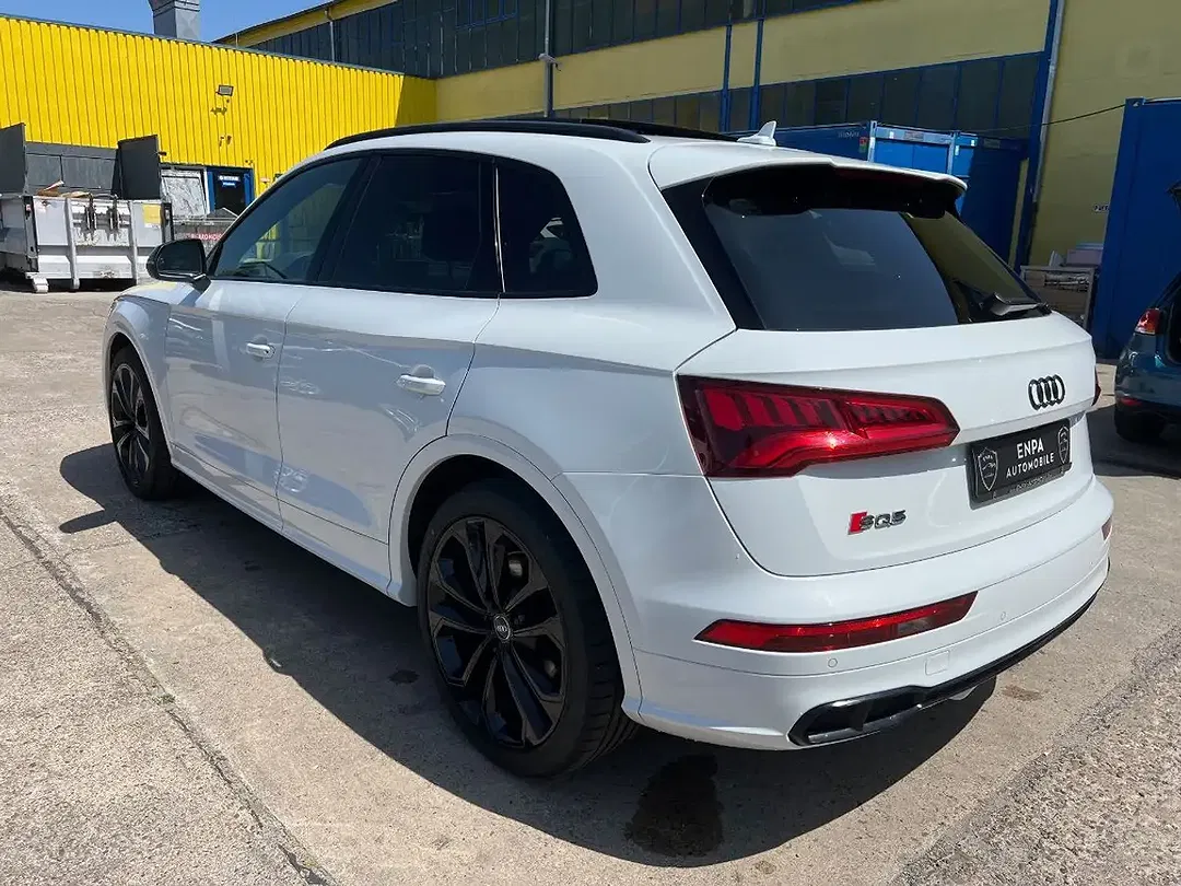 Audi SQ5 - Thumbnail 2
