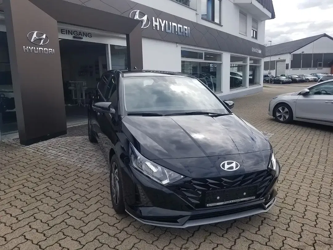 Hyundai i20 - Thumbnail 1