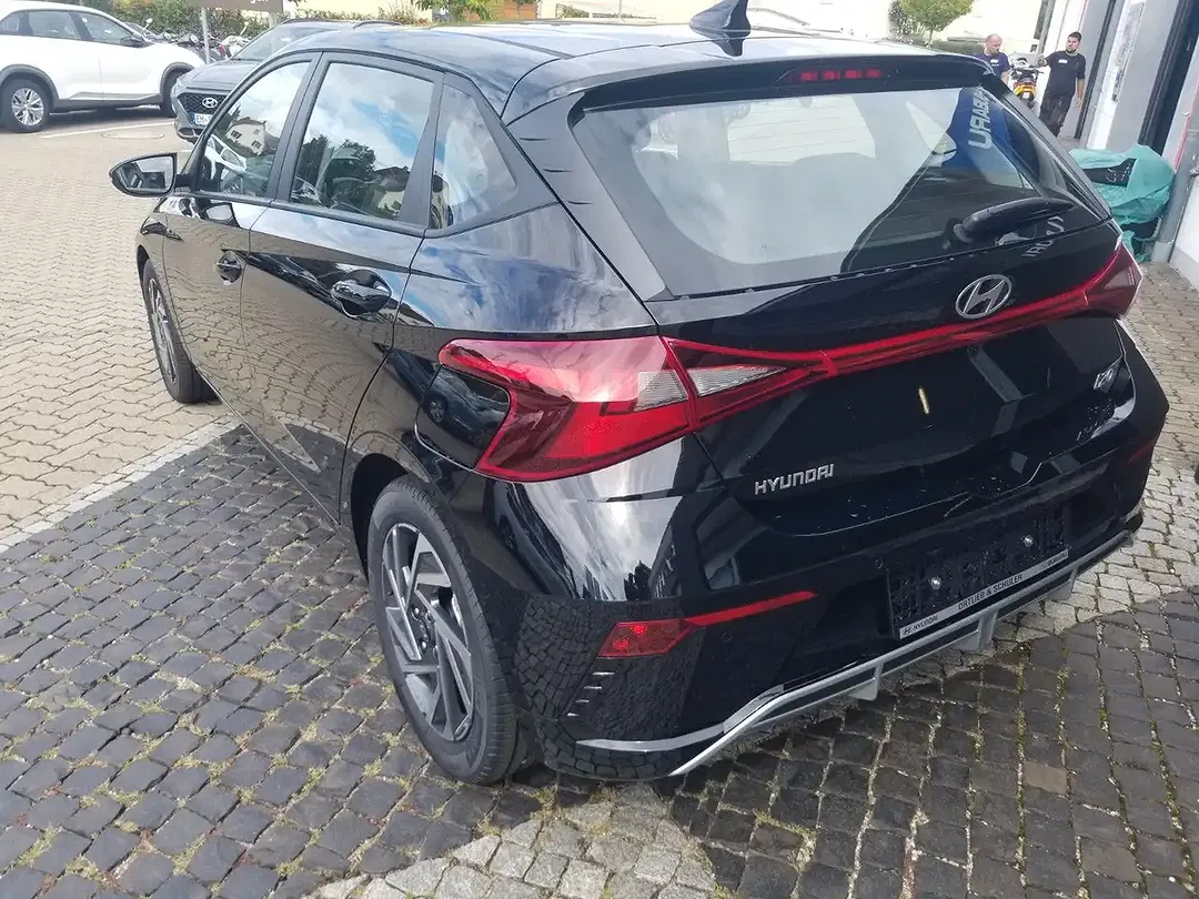 Hyundai i20 - Thumbnail 6