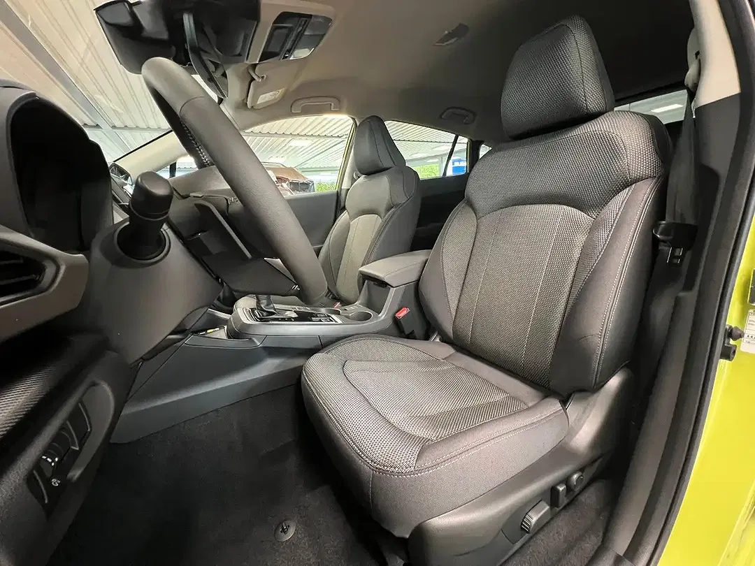 Subaru Crosstrek - Thumbnail 10