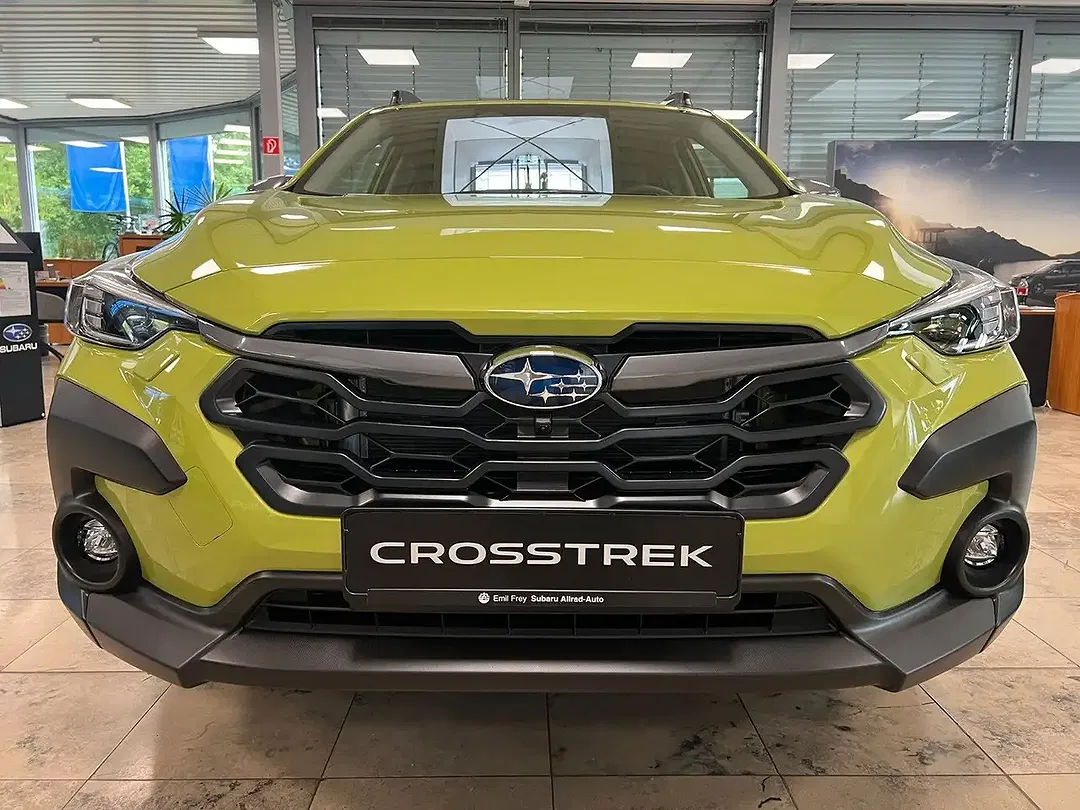 Subaru Crosstrek - Thumbnail 8