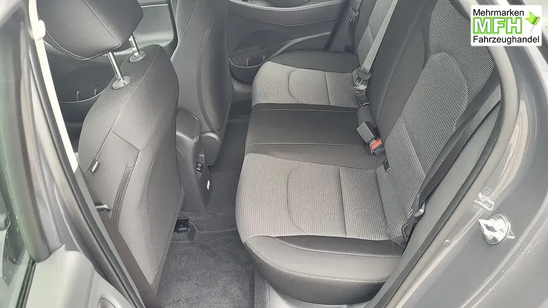 Hyundai i30 - Thumbnail 8