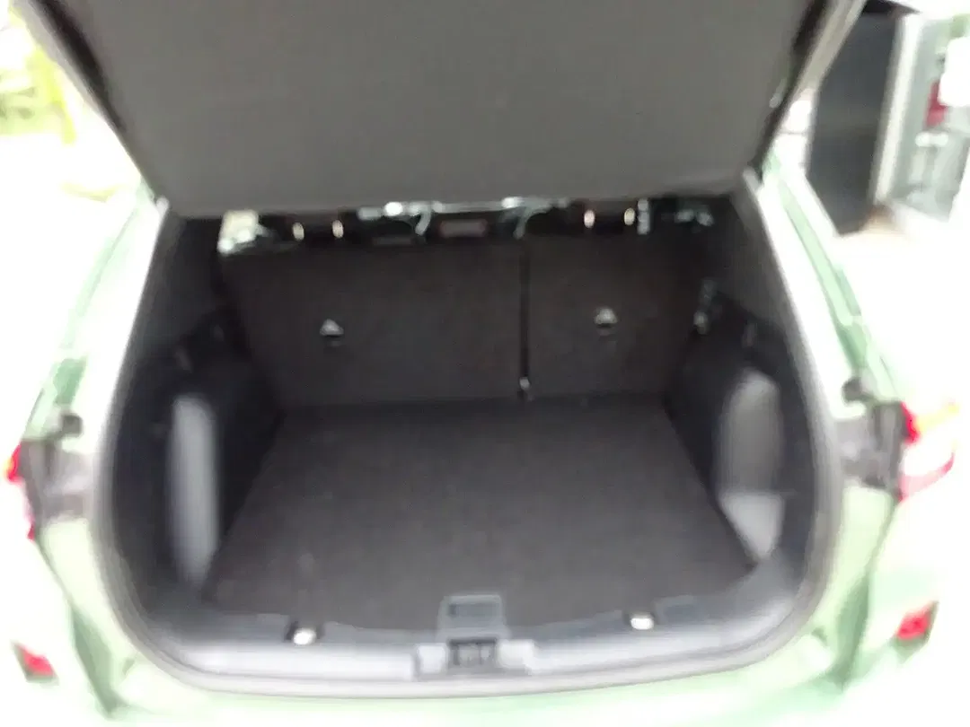 Ford Kuga - Thumbnail 10
