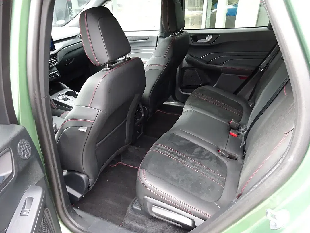 Ford Kuga - Thumbnail 13