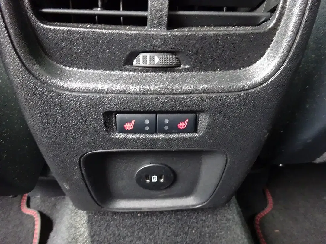 Ford Kuga - Thumbnail 14