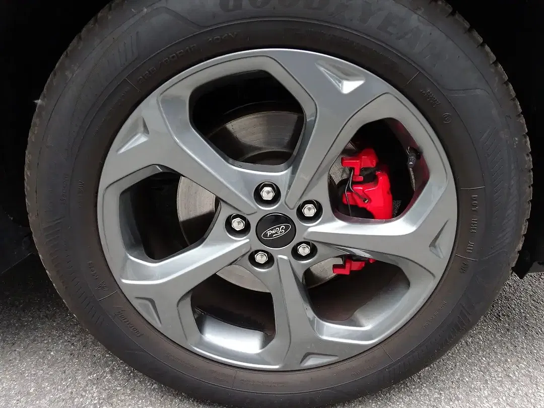 Ford Kuga - Thumbnail 5
