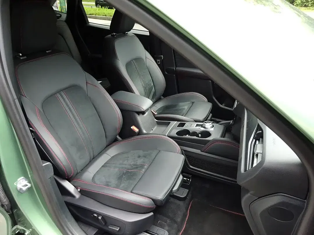 Ford Kuga - Thumbnail 8