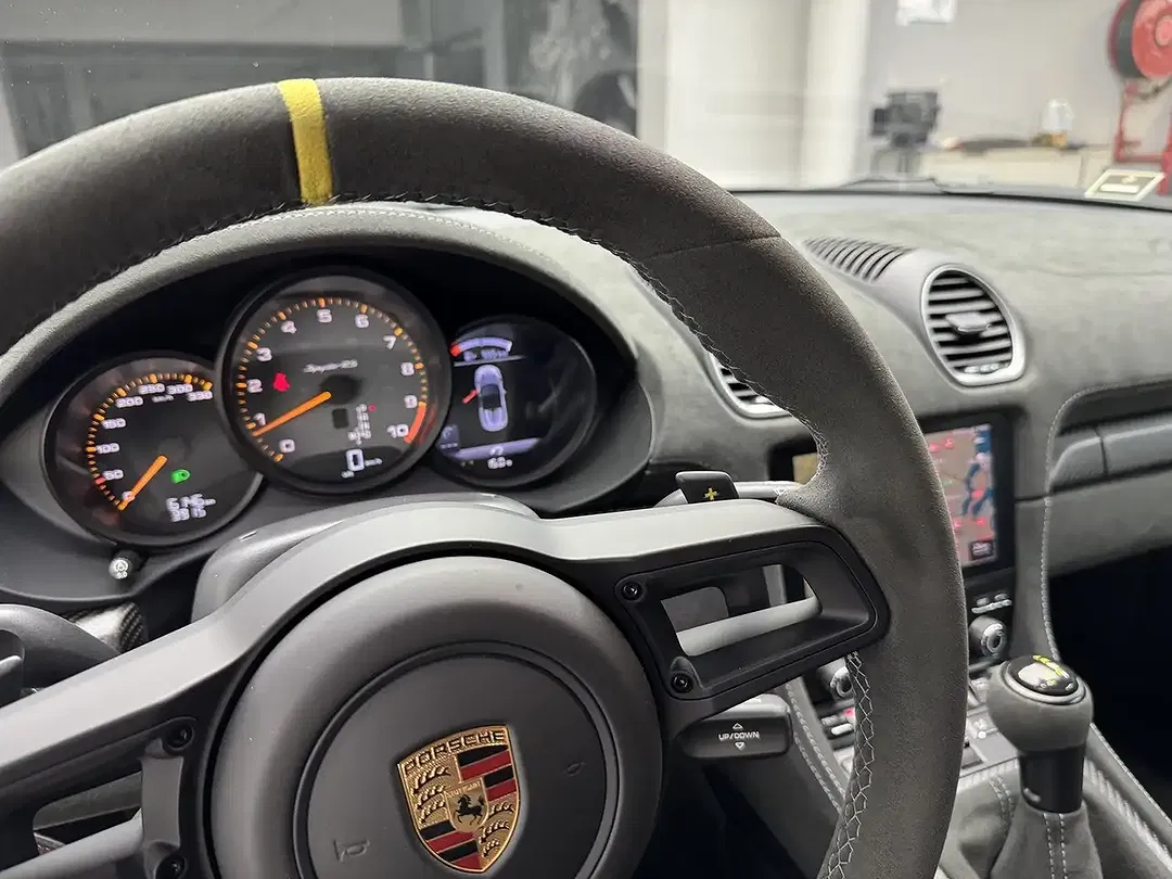 Porsche 718 Spyder - Thumbnail 15