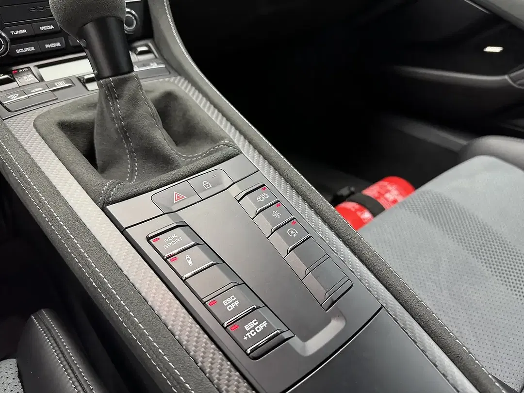 Porsche 718 Spyder - Thumbnail 18