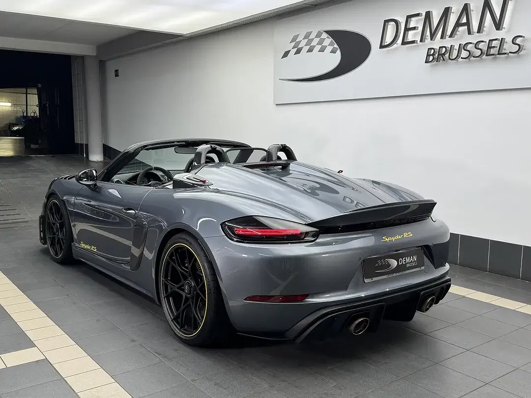 Porsche 718 Spyder - Thumbnail 3