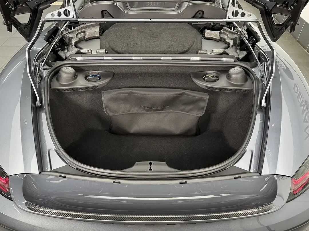 Porsche 718 Spyder - Thumbnail 7