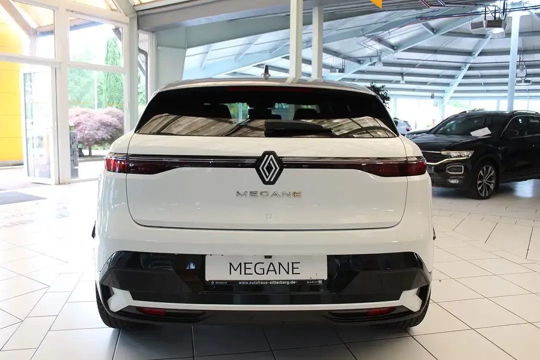 Renault Megane E-Tech - Thumbnail 10