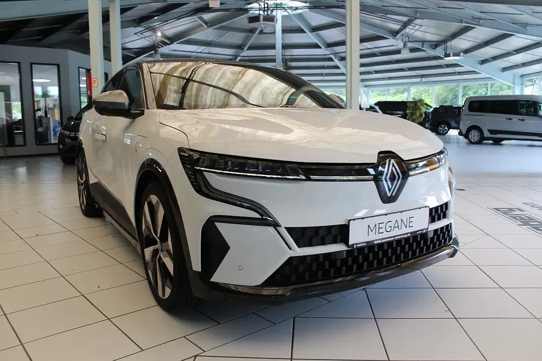 Renault Megane E-Tech - Thumbnail 5