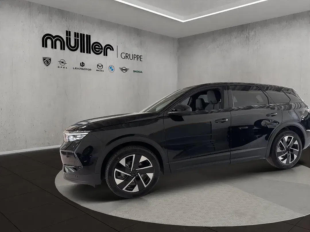 Opel Grandland - Thumbnail 1