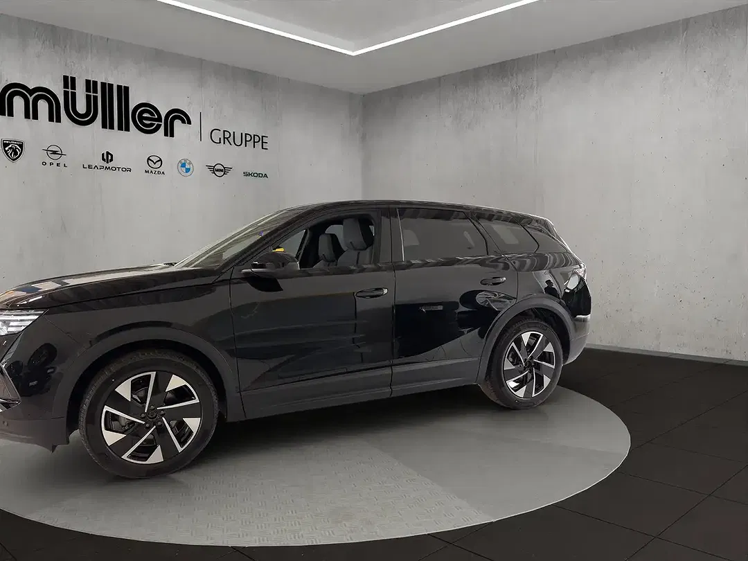 Opel Grandland - Thumbnail 4