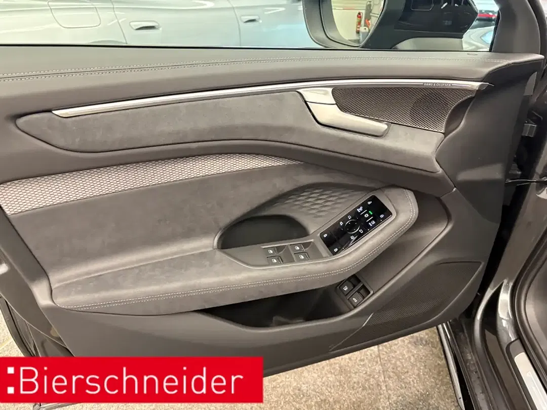 Audi A6 - Thumbnail 16