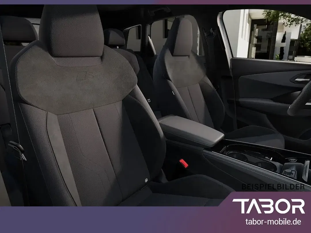 Audi Q3 - Thumbnail 5