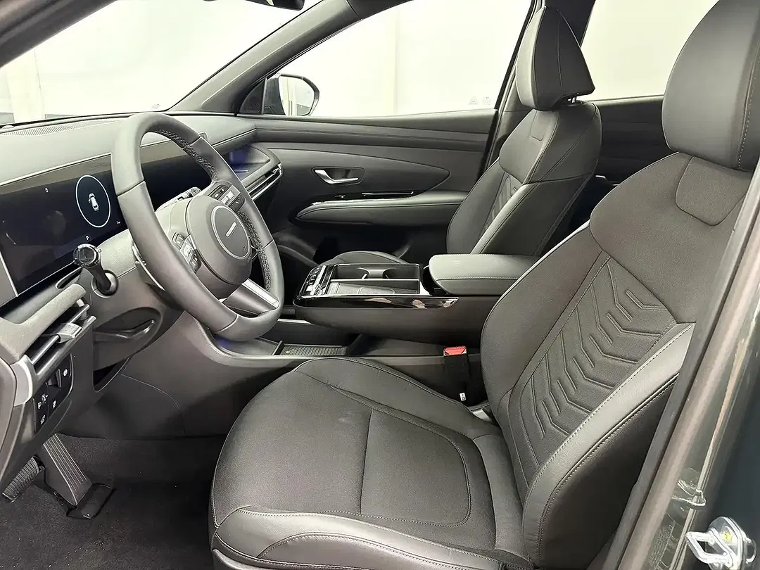 Hyundai TUCSON - Thumbnail 9