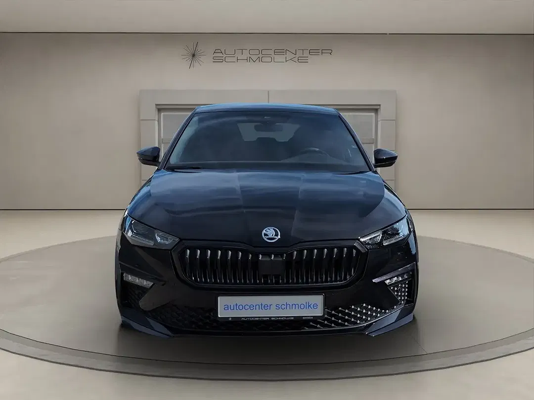 Skoda Scala - Thumbnail 1