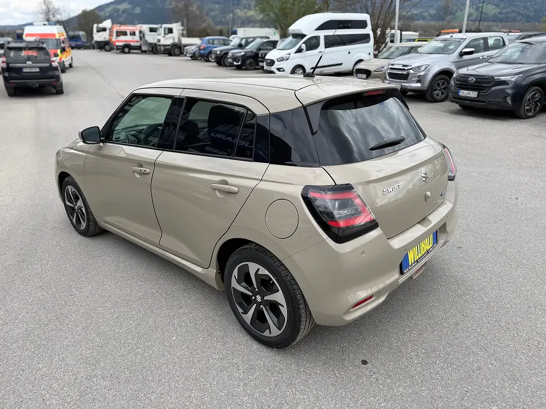 Suzuki Swift - Thumbnail 7