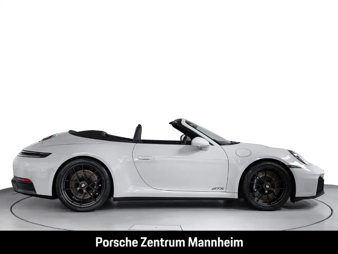 Porsche 992 - Thumbnail 11