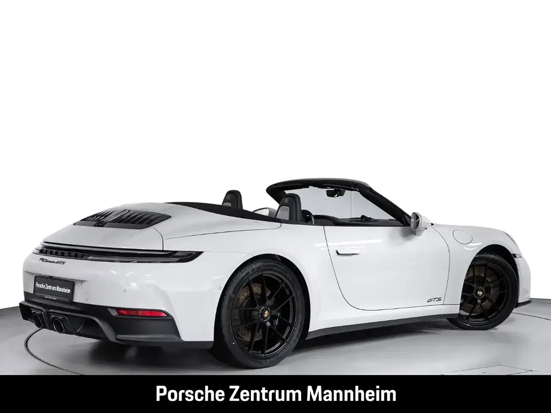 Porsche 992 - Thumbnail 12