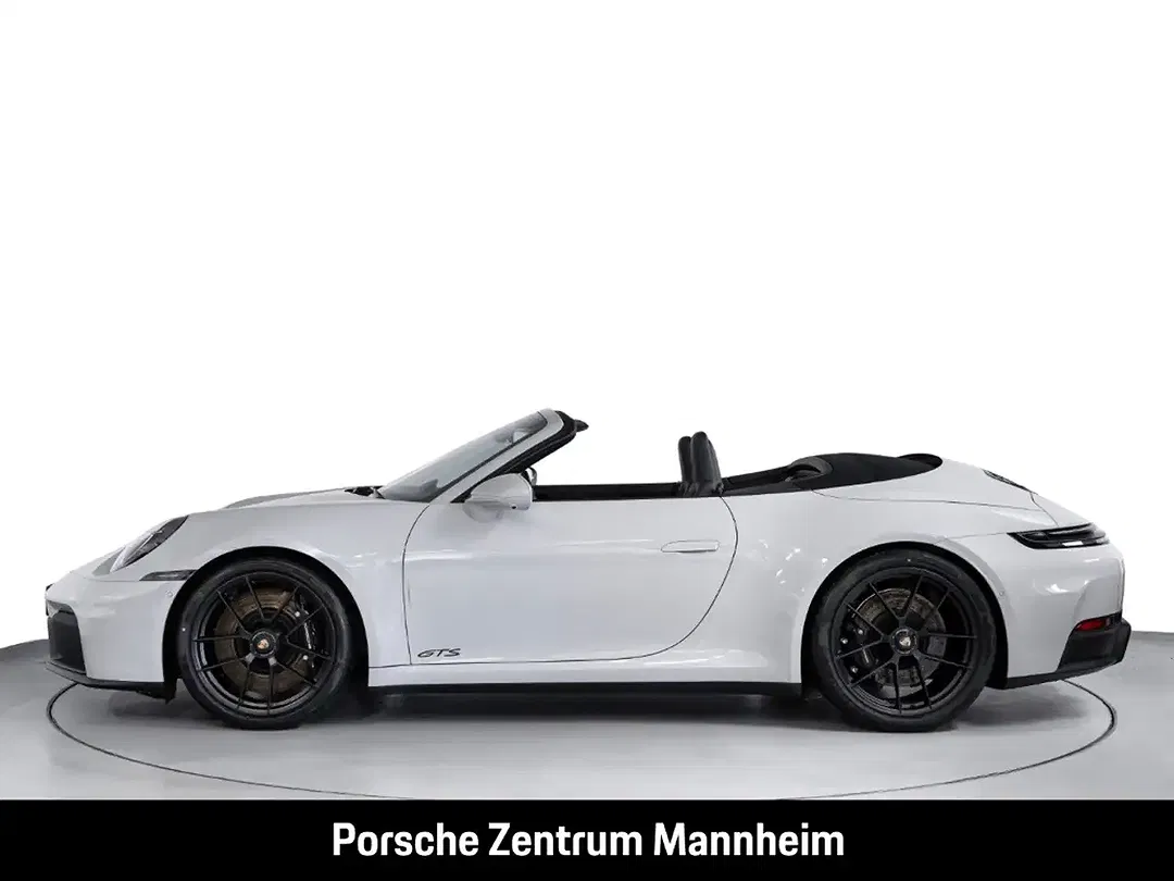 Porsche 992 - Thumbnail 2