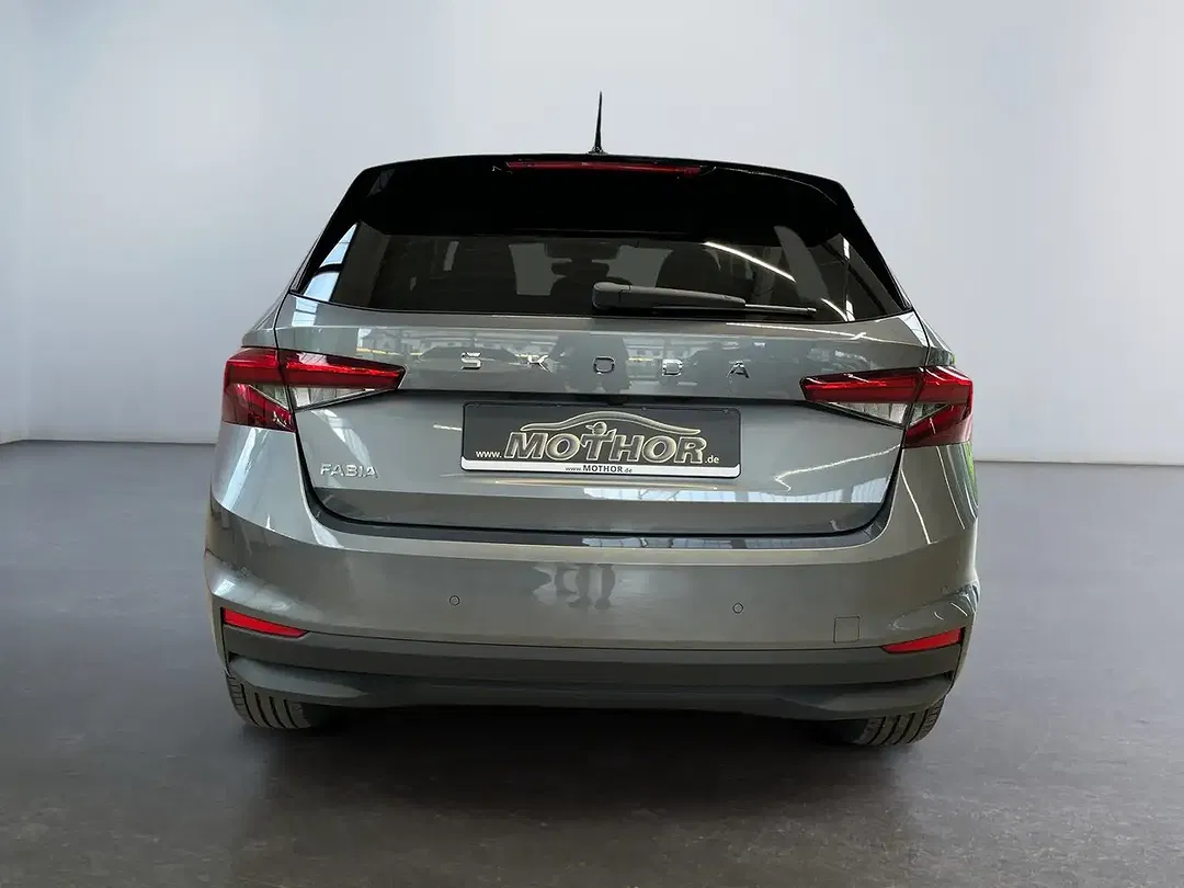 Skoda Fabia - Thumbnail 4