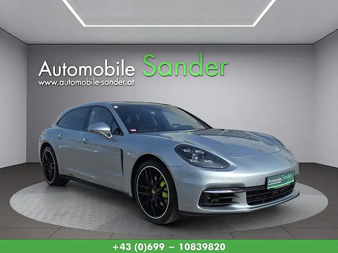 Porsche Panamera - Thumbnail 4