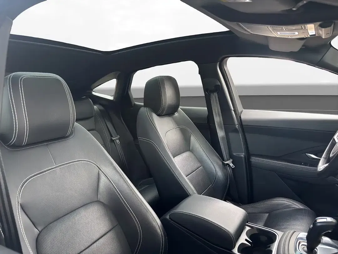 Jaguar E-Pace - Thumbnail 10