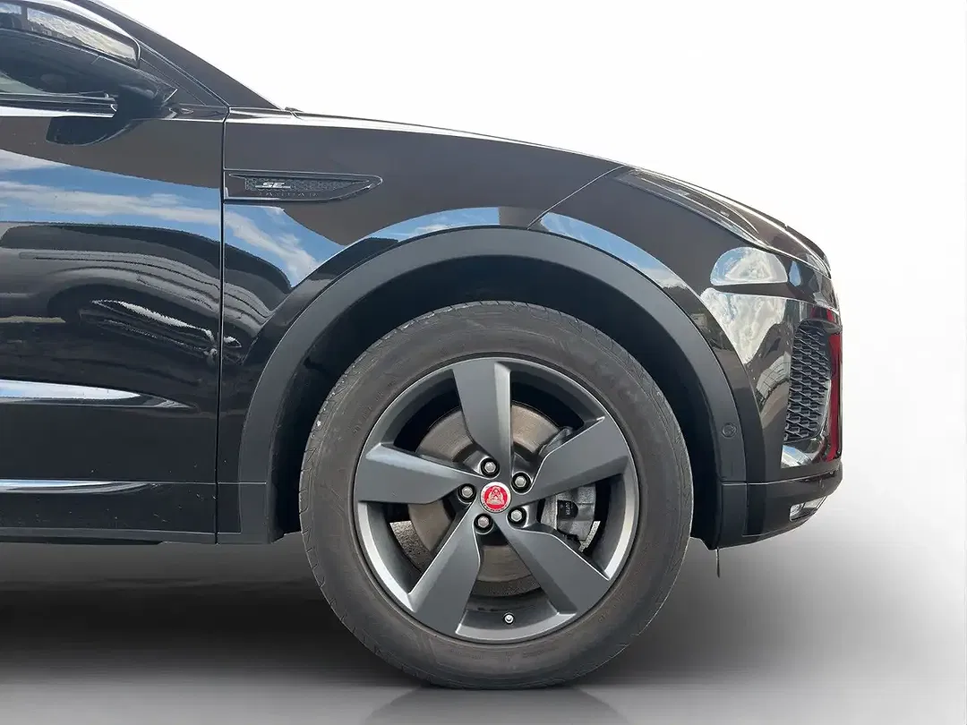 Jaguar E-Pace - Thumbnail 11