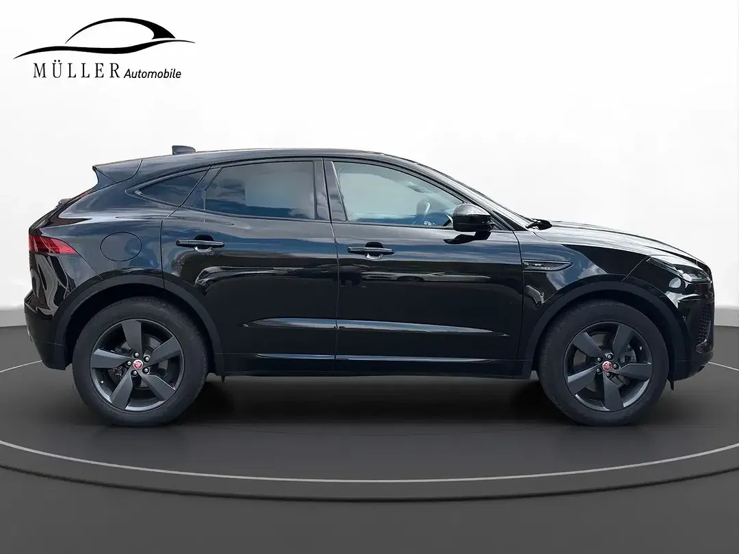 Jaguar E-Pace - Thumbnail 5