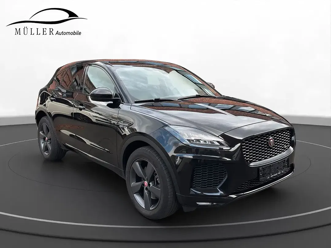 Jaguar E-Pace - Thumbnail 6
