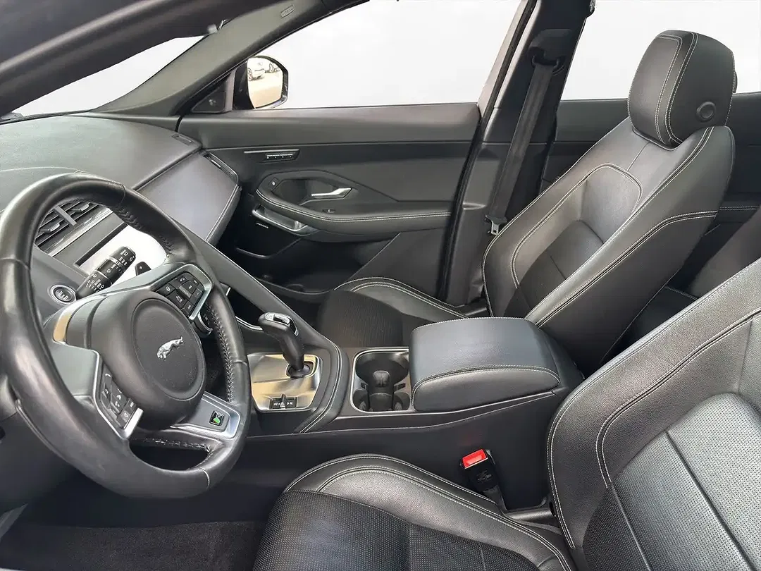 Jaguar E-Pace - Thumbnail 7