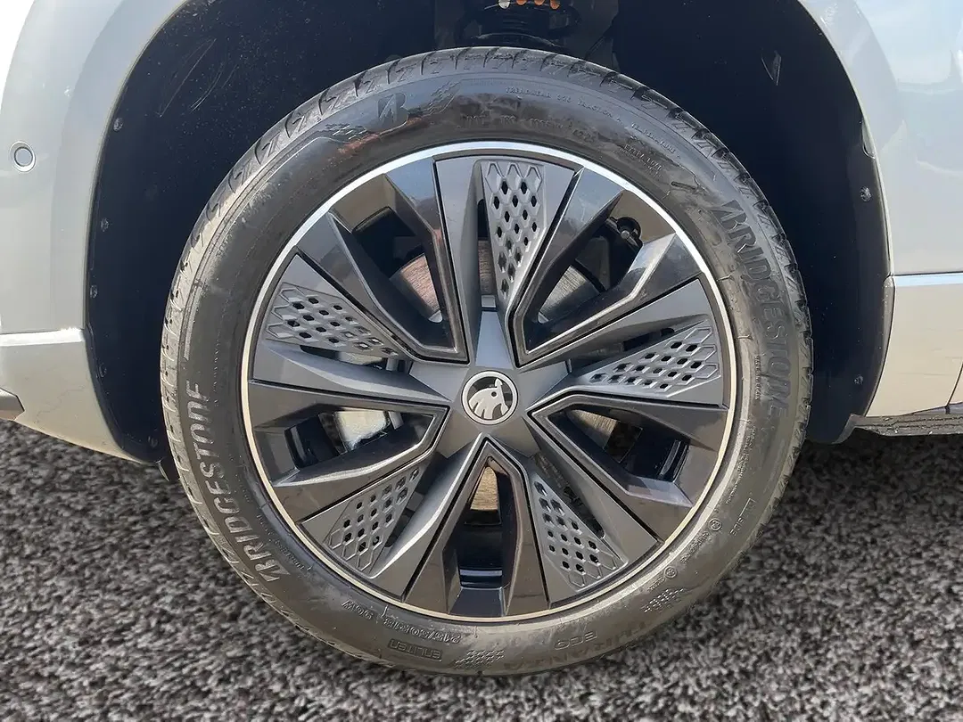 Skoda Karoq - Thumbnail 7