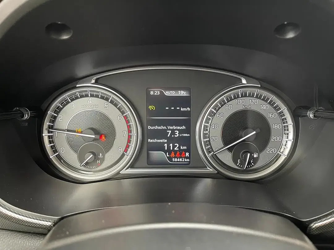 Suzuki Vitara - Thumbnail 10