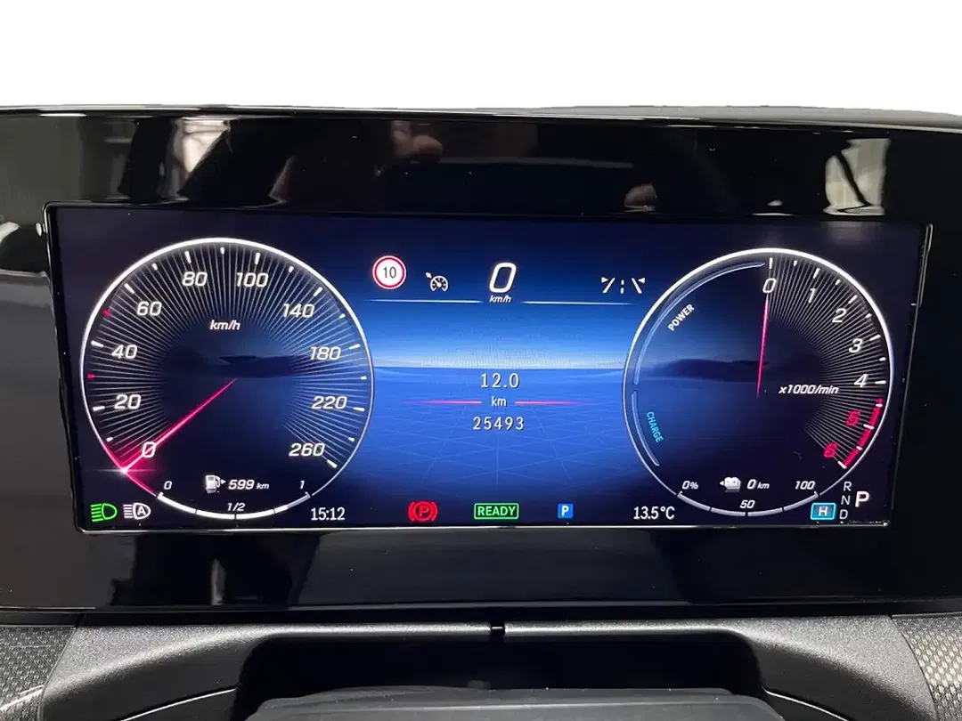 Mercedes-Benz C 300 - Thumbnail 10