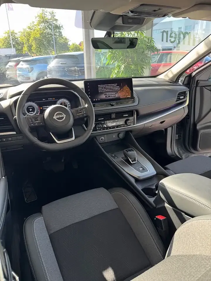 Nissan Qashqai - Thumbnail 11