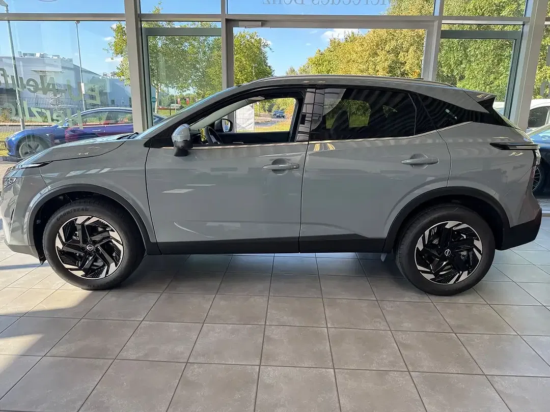 Nissan Qashqai - Thumbnail 2