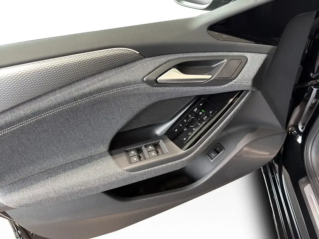 Audi A6 - Thumbnail 14