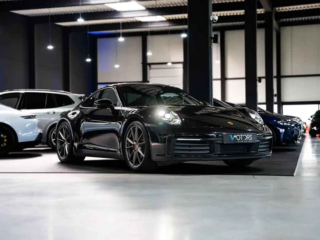 Porsche 992 - Thumbnail 7