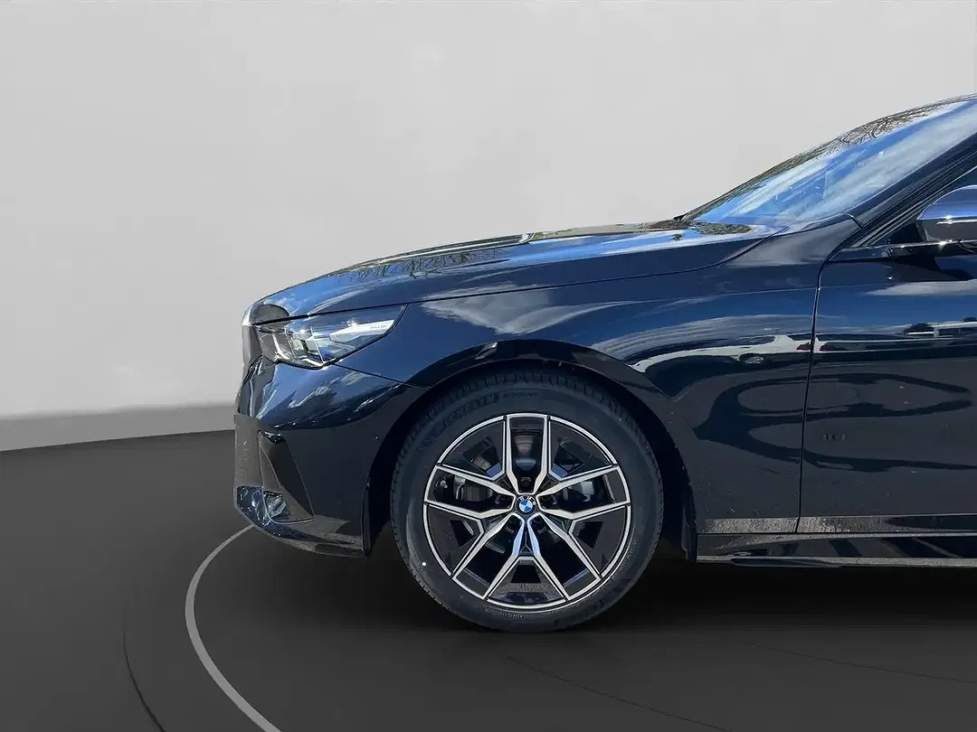 BMW 520 - Thumbnail 14