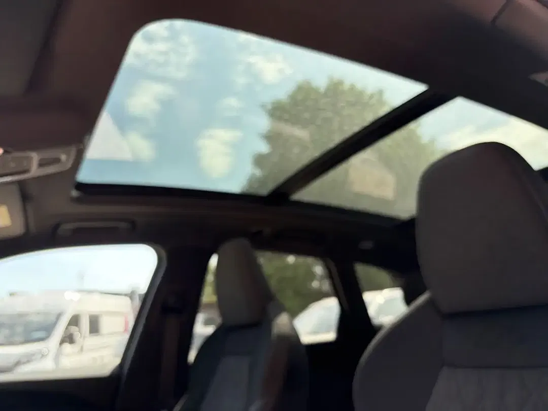 Audi Q5 - Thumbnail 10